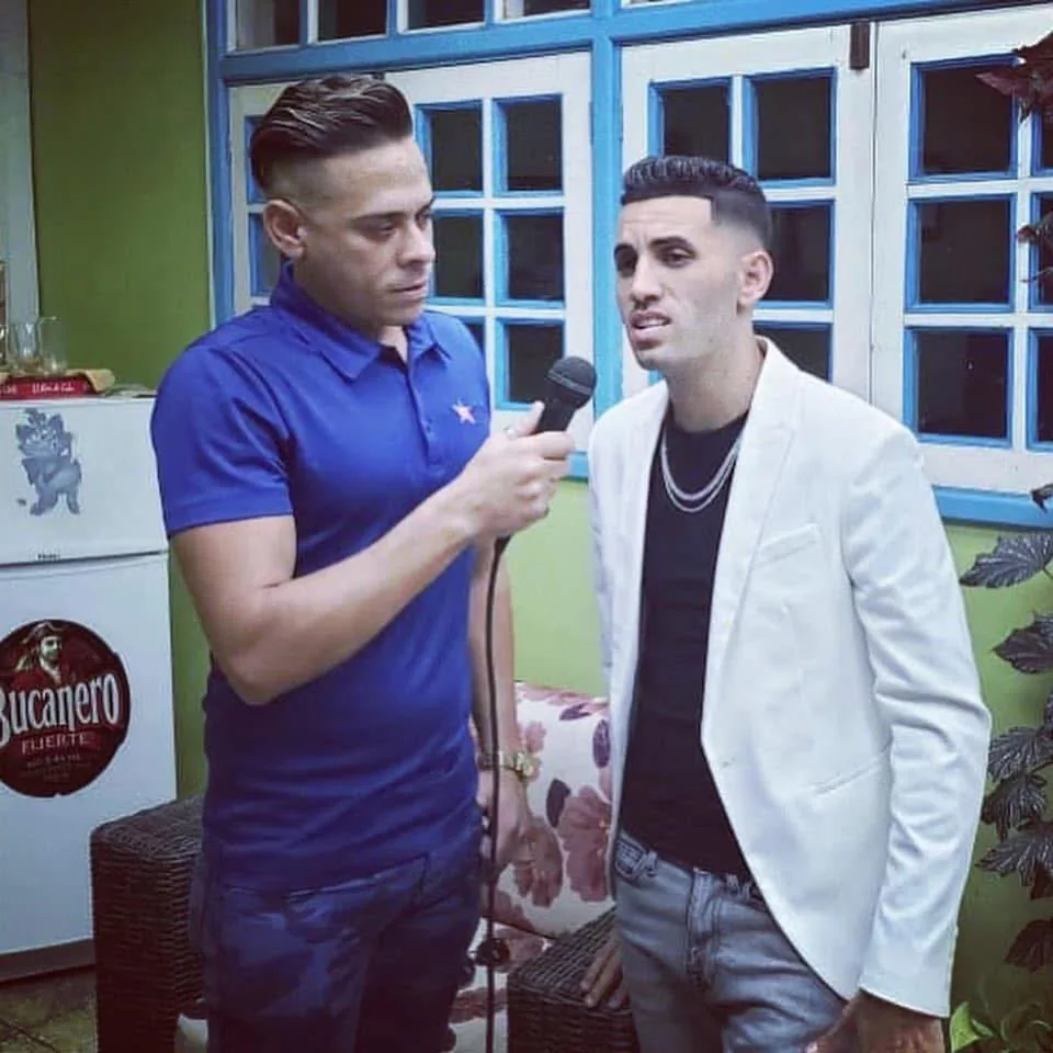 Entrevista para medios